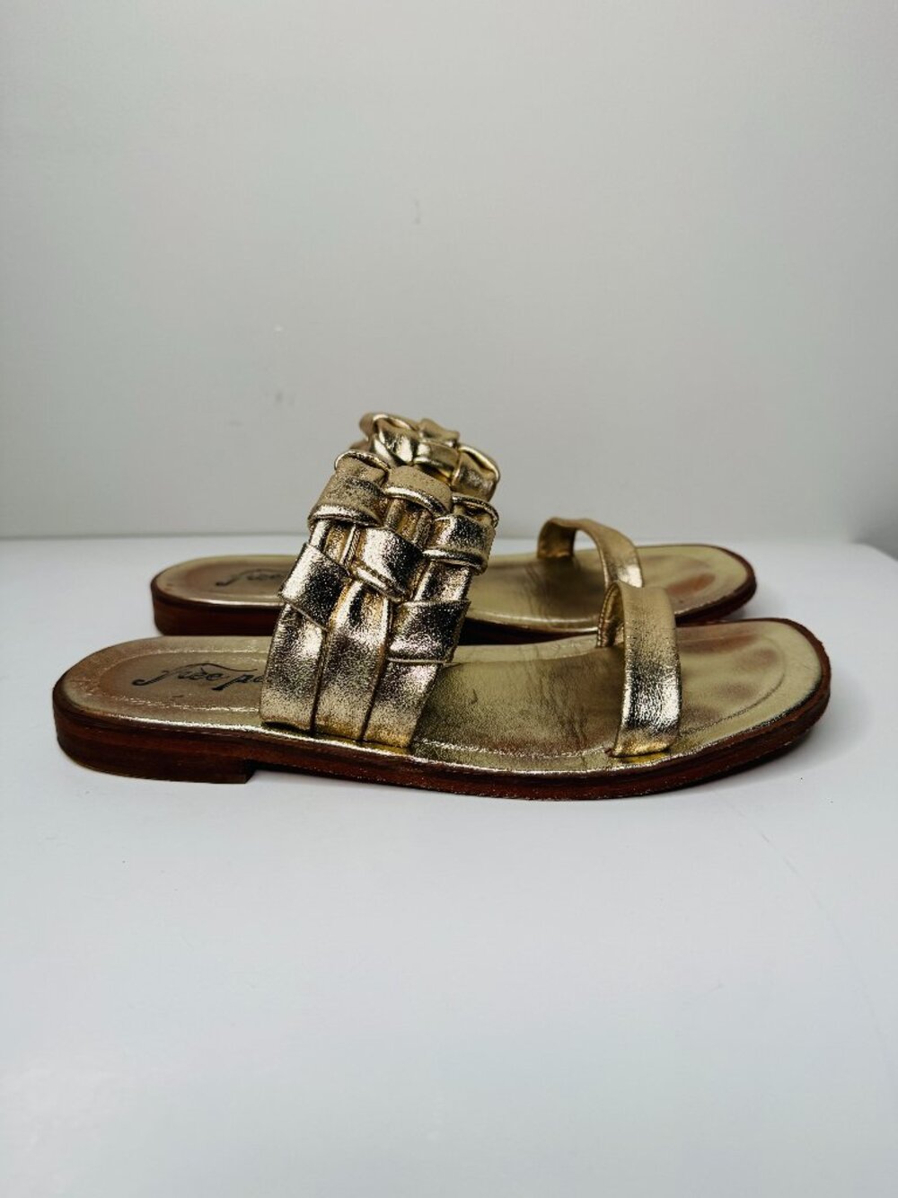 Free People Woven River Sandal Platina Gold Womens EU40 Made in India Double Str